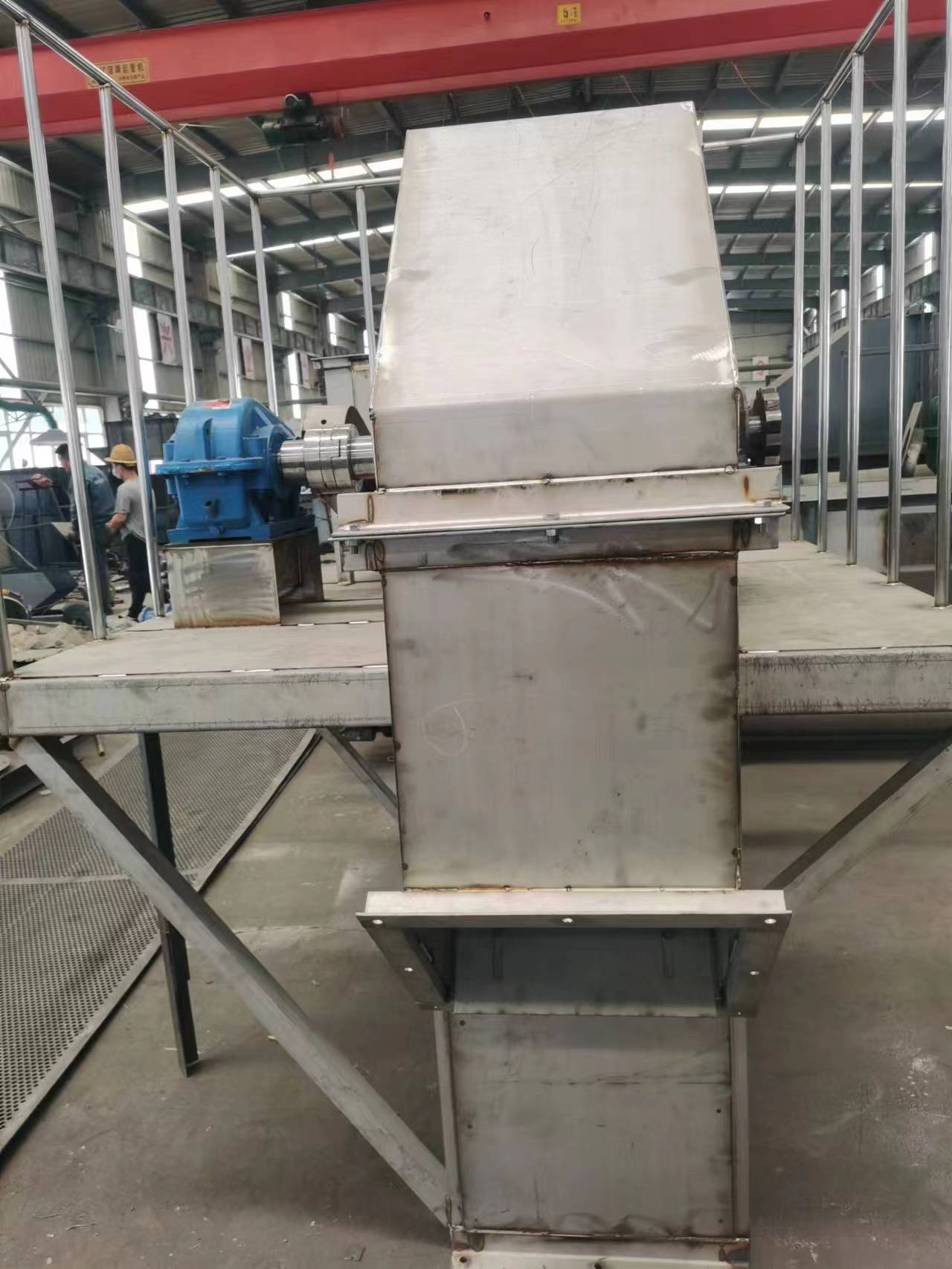 翻斗提升機-Z型轉斗式提升機-多點進料結構合理 (翻斗提升機構)